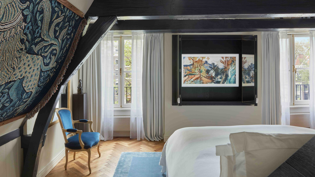 A room in the Pulitzer Amsterdam.