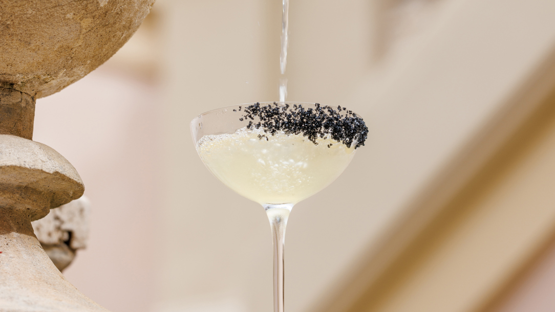 A cocktail being poured at the Stravinskij bar.