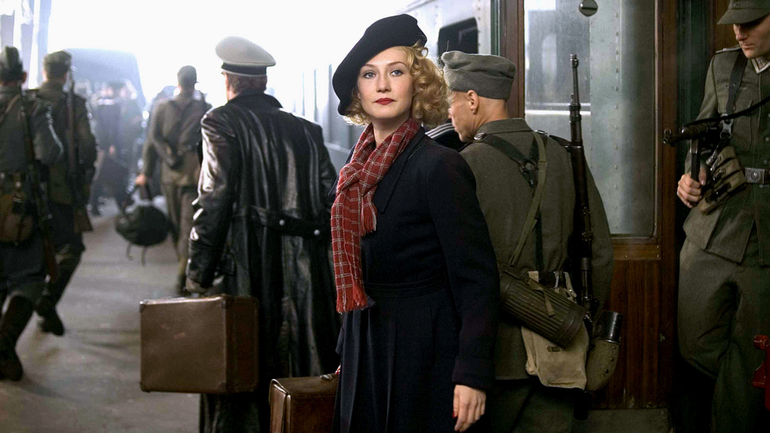 A still from the movie 'Black Book'.