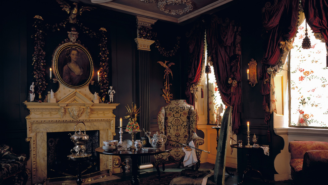 Inside Dennis Severs House.